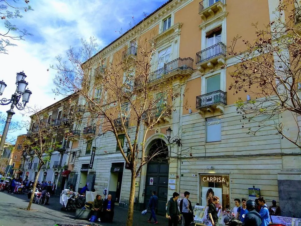 Apartamento Pedra House CTA 0*,  Italia